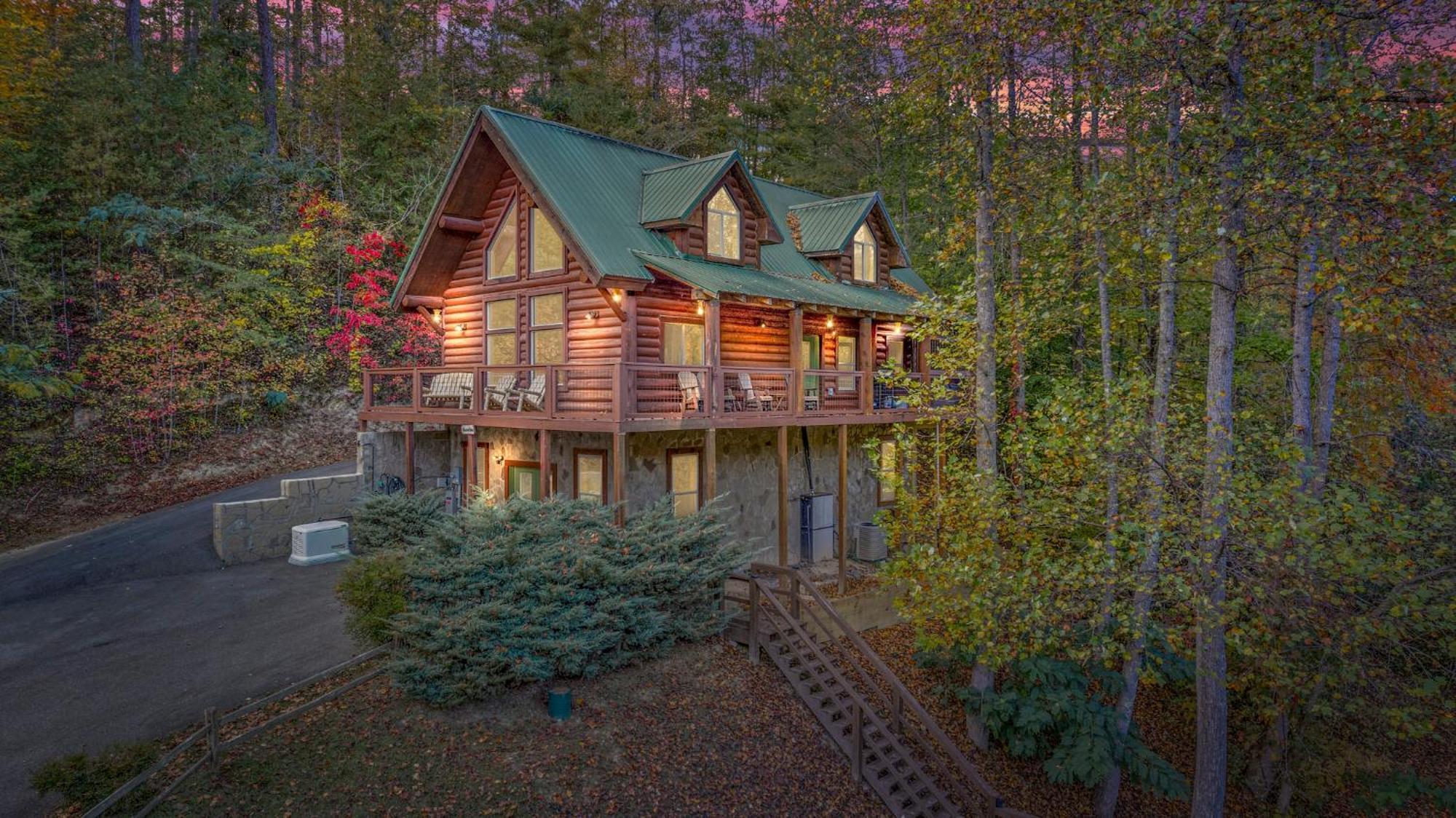 Relaxation Retreat - Pickleball Cabin - Wi-Fi, Fire Pit With Bar, Ev, Game Room, Hot Tub, Pool Access - Mins To Pf Sevierville Luaran gambar