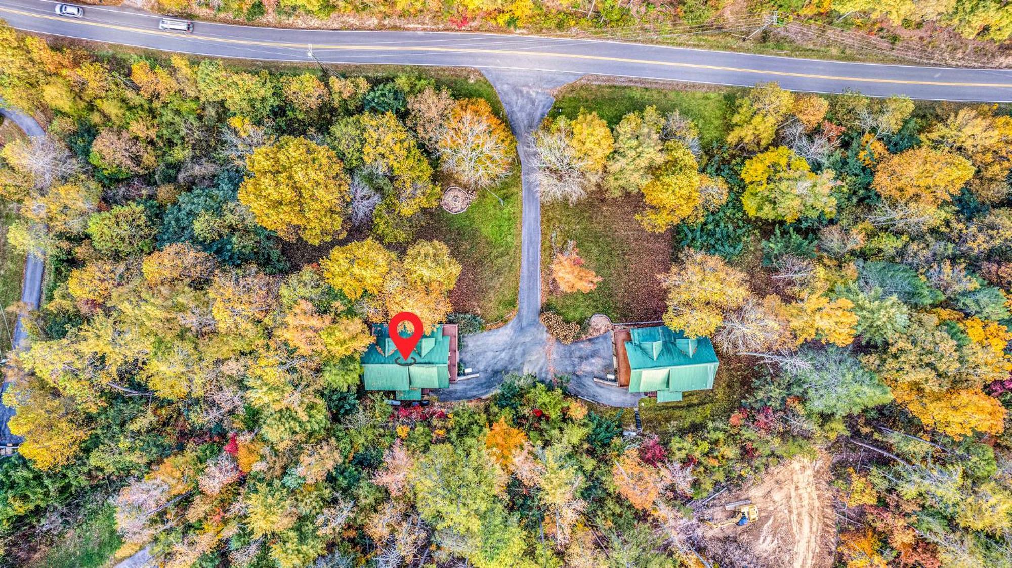 Relaxation Retreat - Pickleball Cabin - Wi-Fi, Fire Pit With Bar, Ev, Game Room, Hot Tub, Pool Access - Mins To Pf Sevierville Luaran gambar