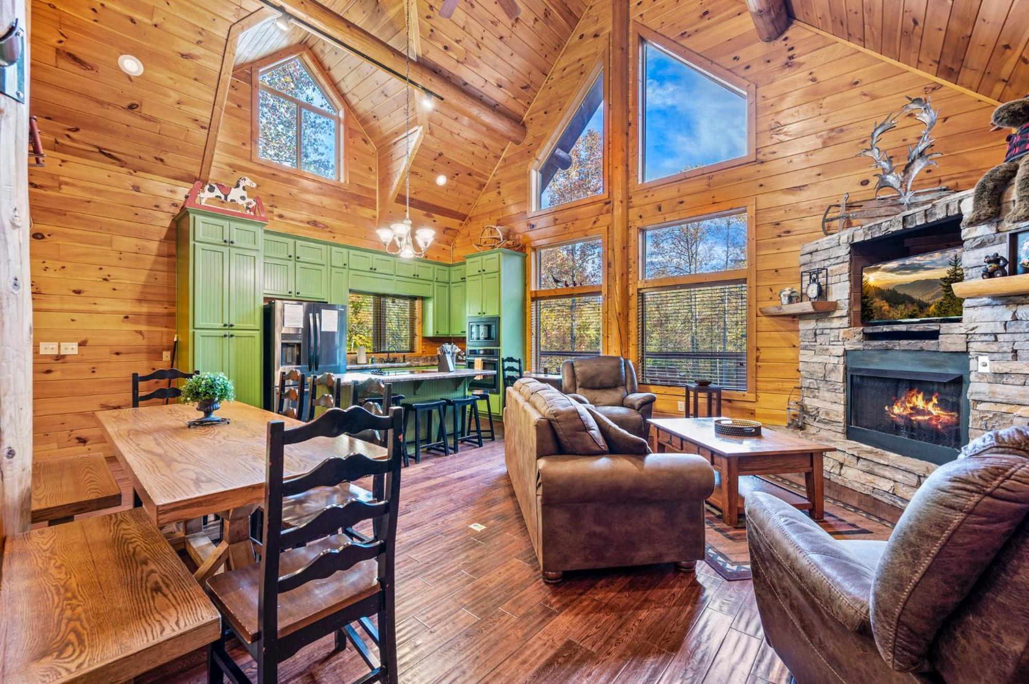 Relaxation Retreat - Pickleball Cabin - Wi-Fi, Fire Pit With Bar, Ev, Game Room, Hot Tub, Pool Access - Mins To Pf Sevierville Luaran gambar